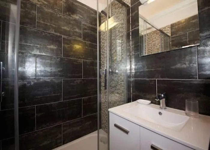 - Avenue Champs-elysee Apartamento Paris